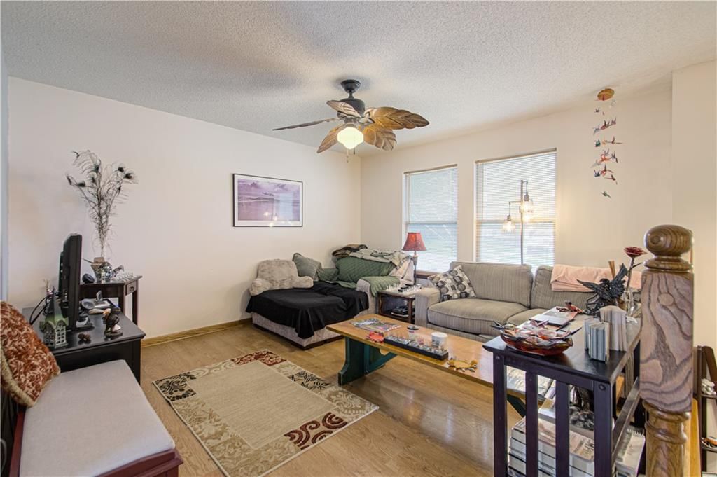 300 N Redbird Street — photo 4
