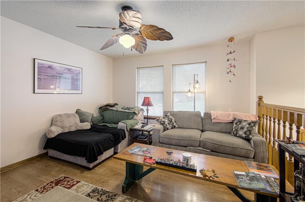 300 N Redbird Street — photo 6