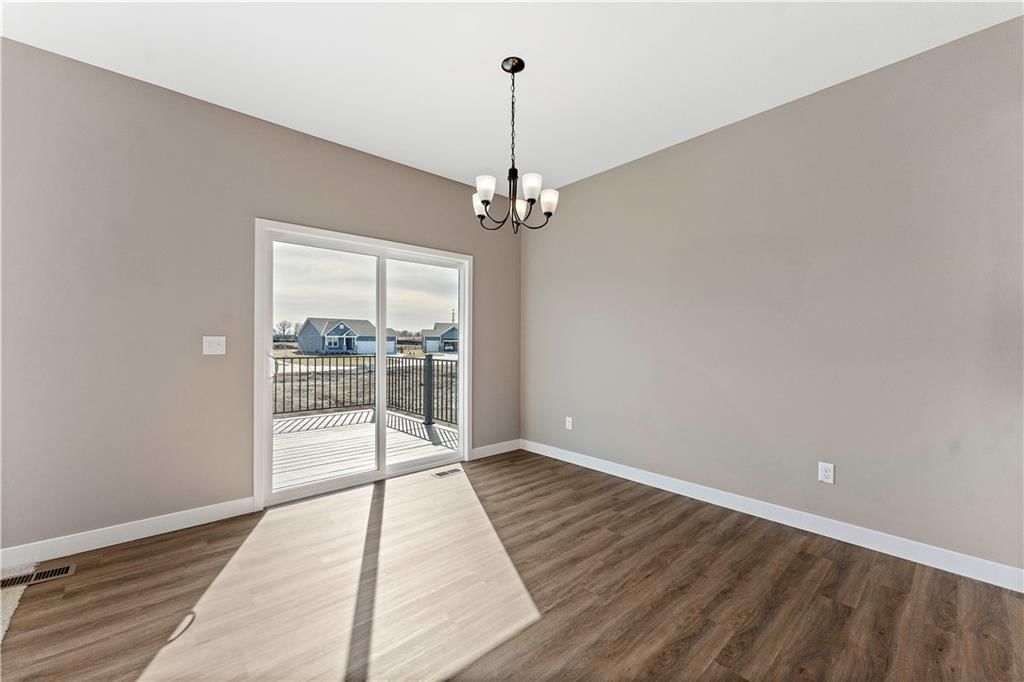 408 SW Hawthorne Lane — photo 13