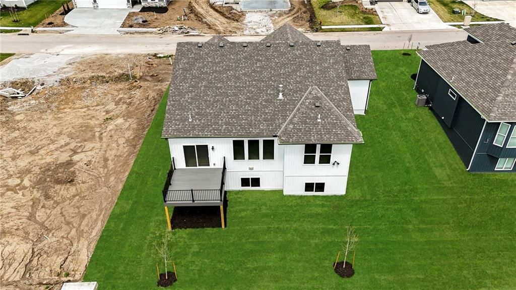 408 SW Hawthorne Lane — photo 36