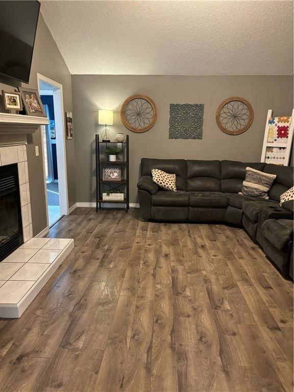 317 Caroline Drive — photo 3