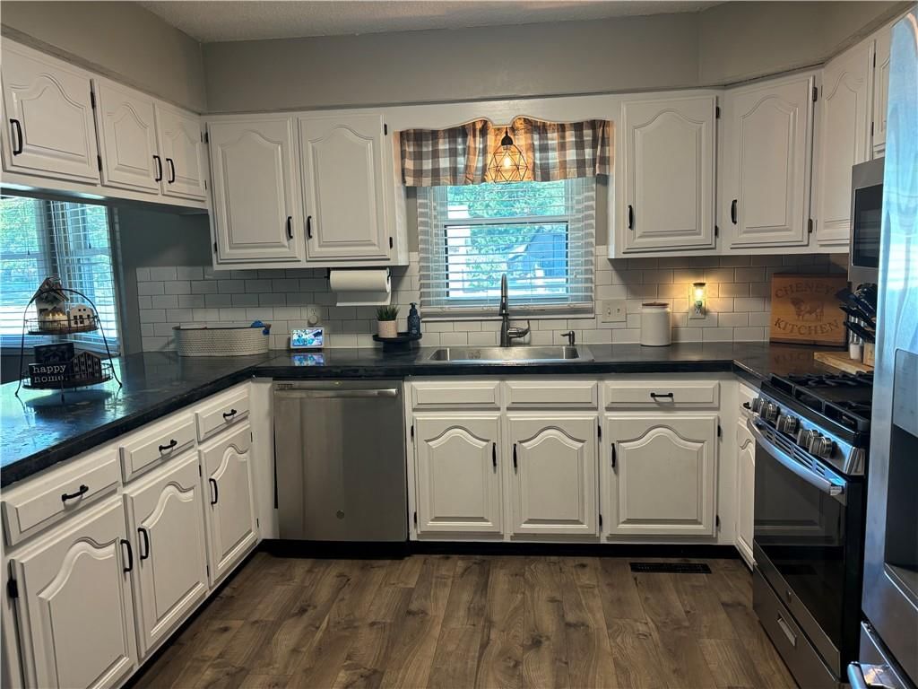 317 Caroline Drive — photo 8