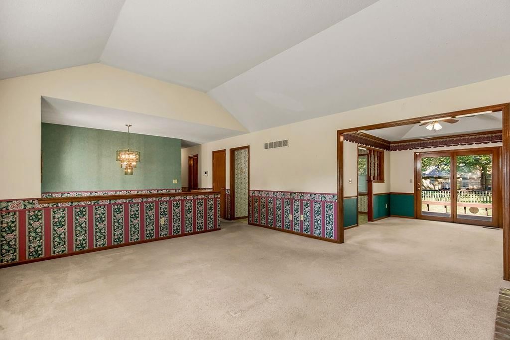 2211 NW 8th Street — photo 6