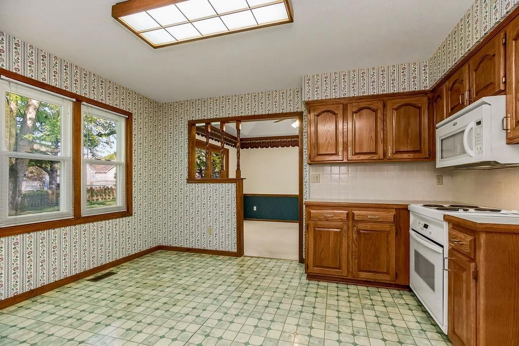 2211 NW 8th Street — photo 10