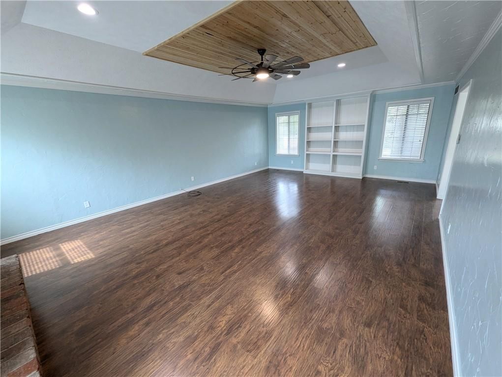 1300 W Wight Street — photo 15