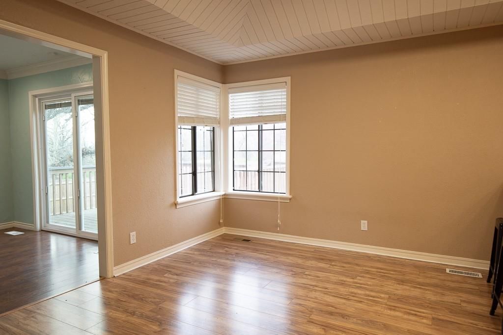 1300 W Wight Street — photo 16