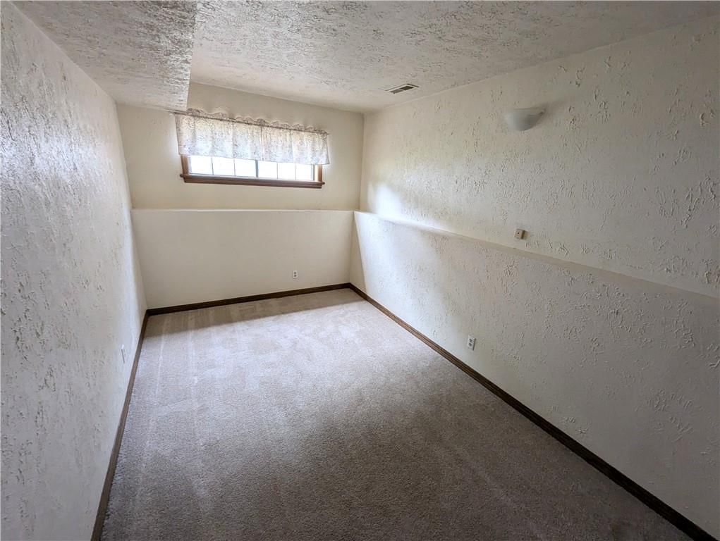 1300 W Wight Street — photo 32