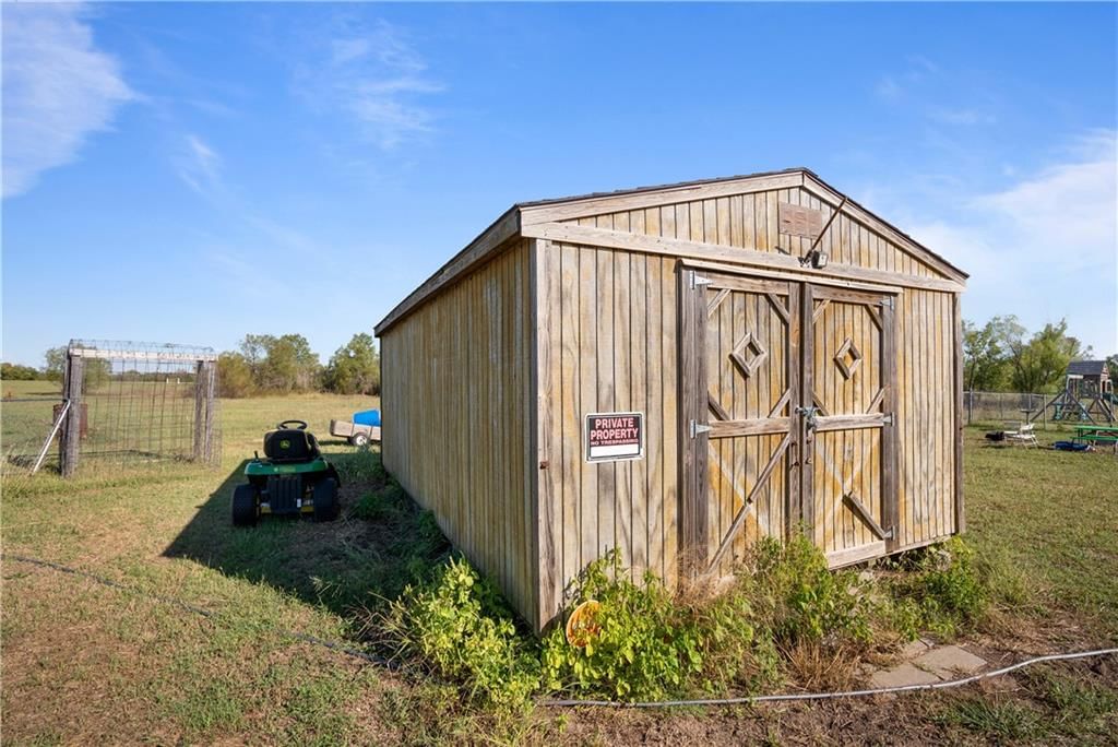 4422 CR 4300 Road — photo 42