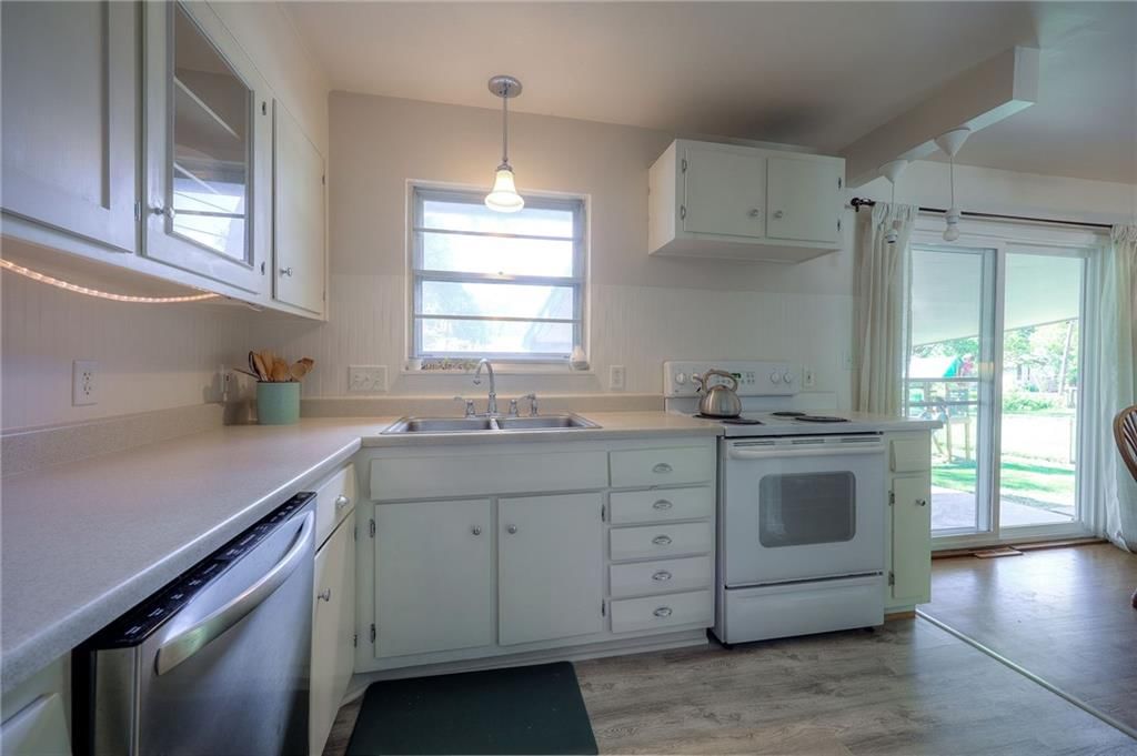 4215 E 113th Terrace — photo 11
