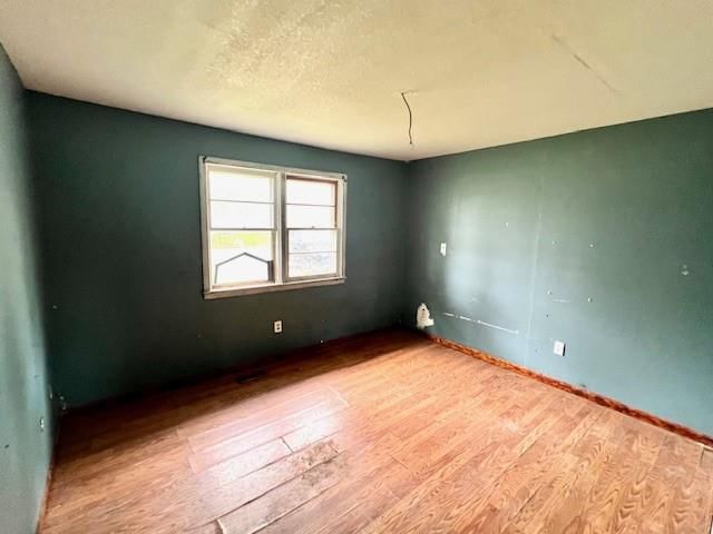 606 Oak Street — photo 12