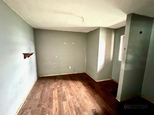 606 Oak Street — photo 13