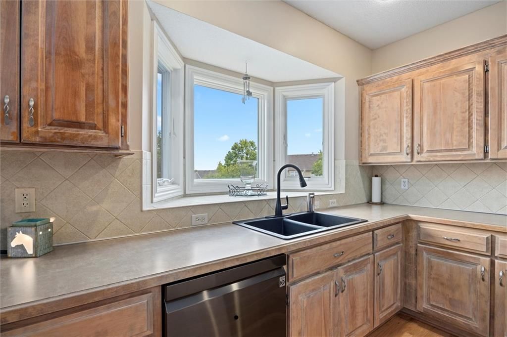 17612 W 84th Terrace — photo 12
