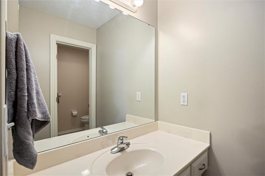 17612 W 84th Terrace — photo 25