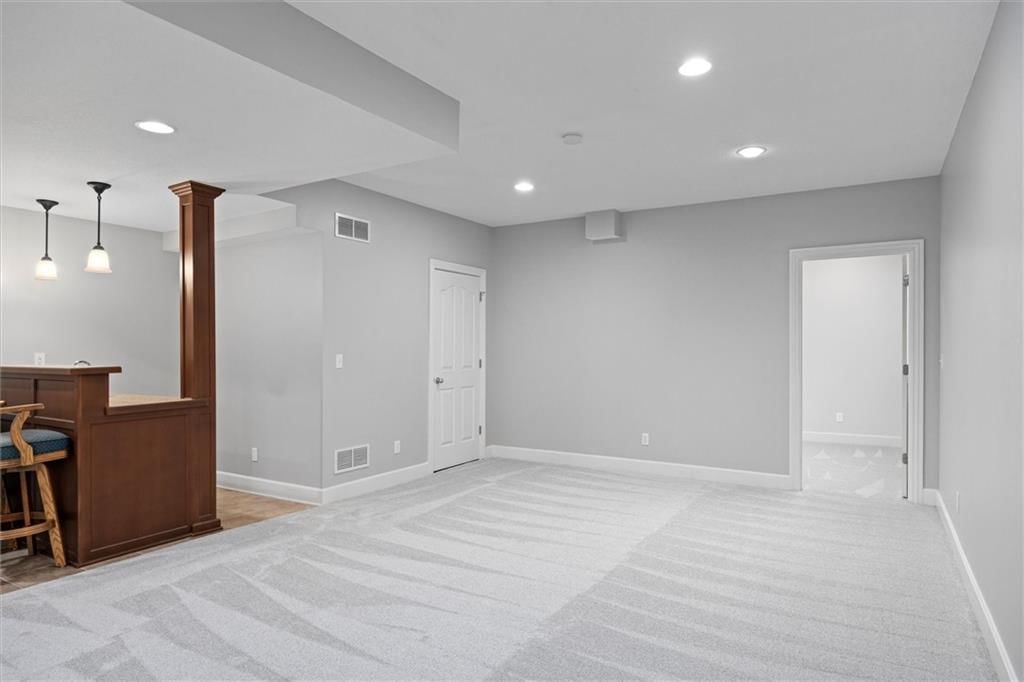 17612 W 84th Terrace — photo 32