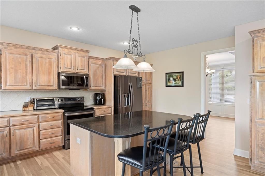 17612 W 84th Terrace — photo 9