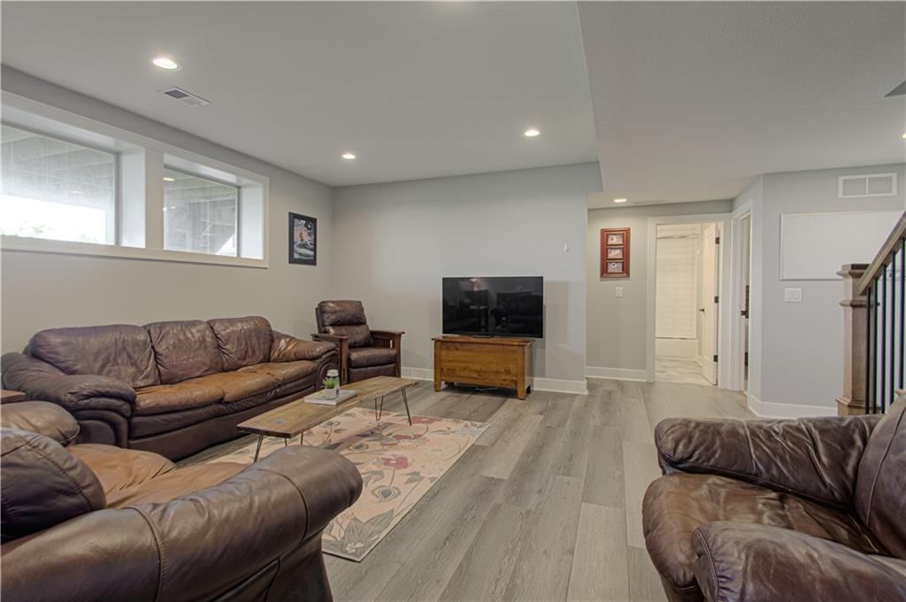 27156 W 100th Terrace — photo 29