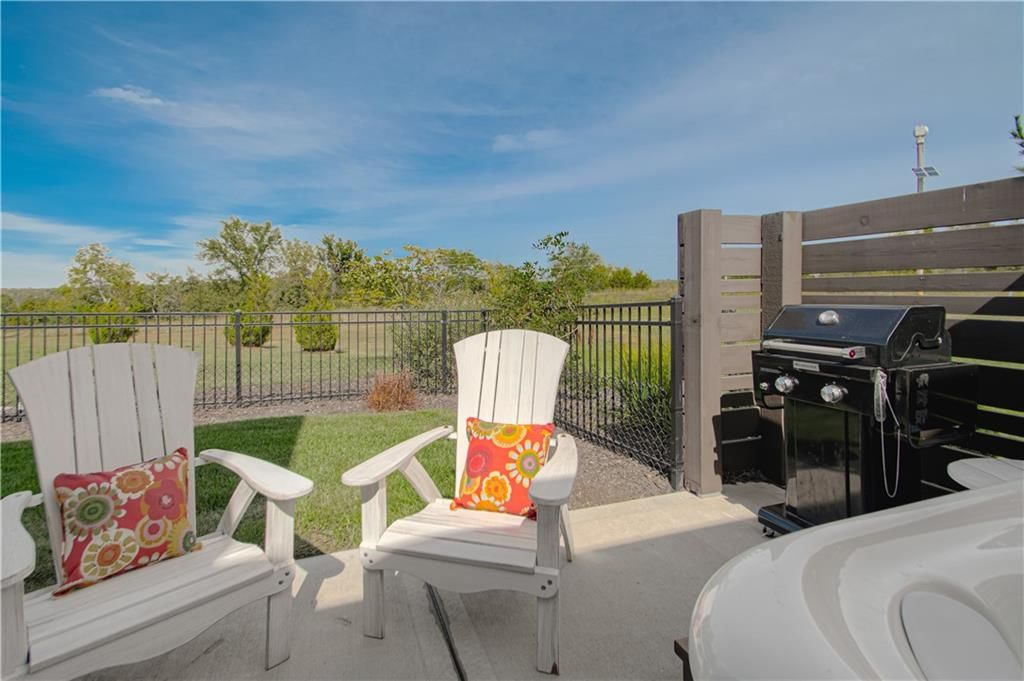 27156 W 100th Terrace — photo 41