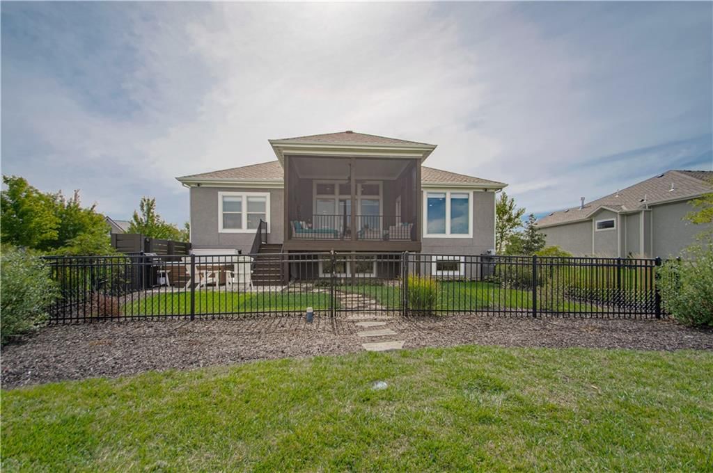 27156 W 100th Terrace — photo 44