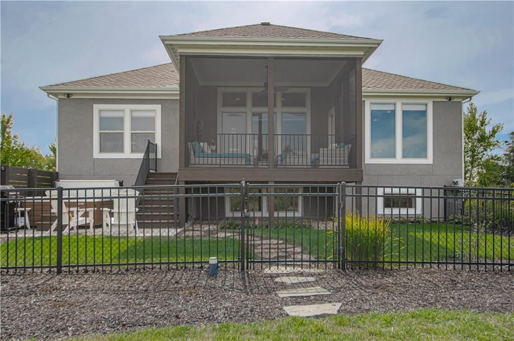 27156 W 100th Terrace — photo 45