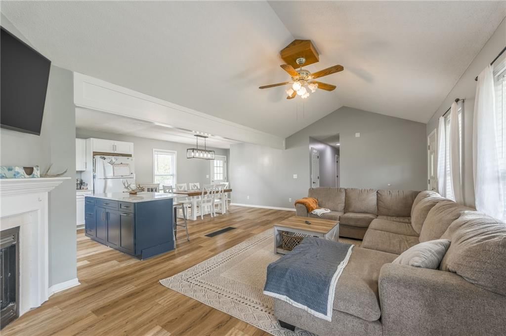 612 Elm Street — photo 17