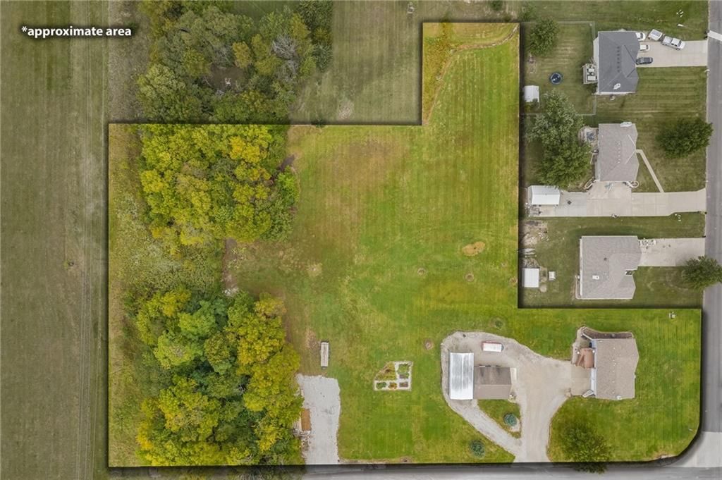 612 Elm Street — photo 8