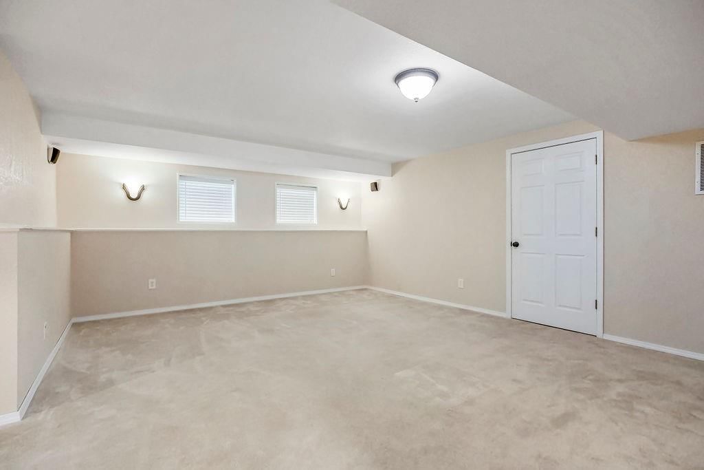 420 SE Battery Drive — photo 27