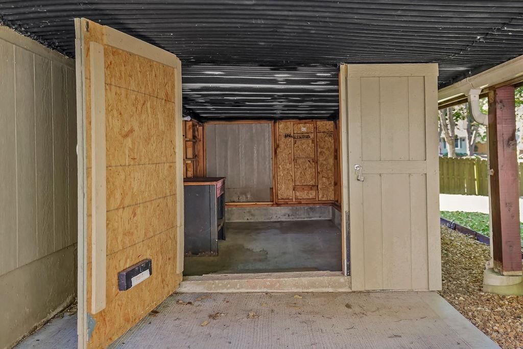 420 SE Battery Drive — photo 32