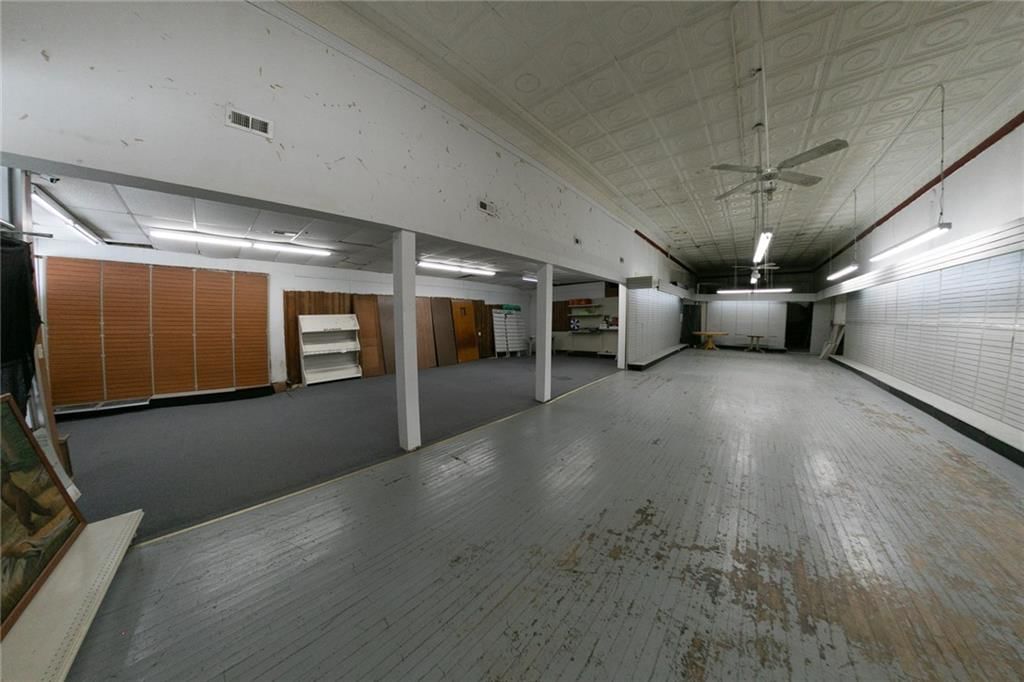 112 W 2nd Street — photo 29