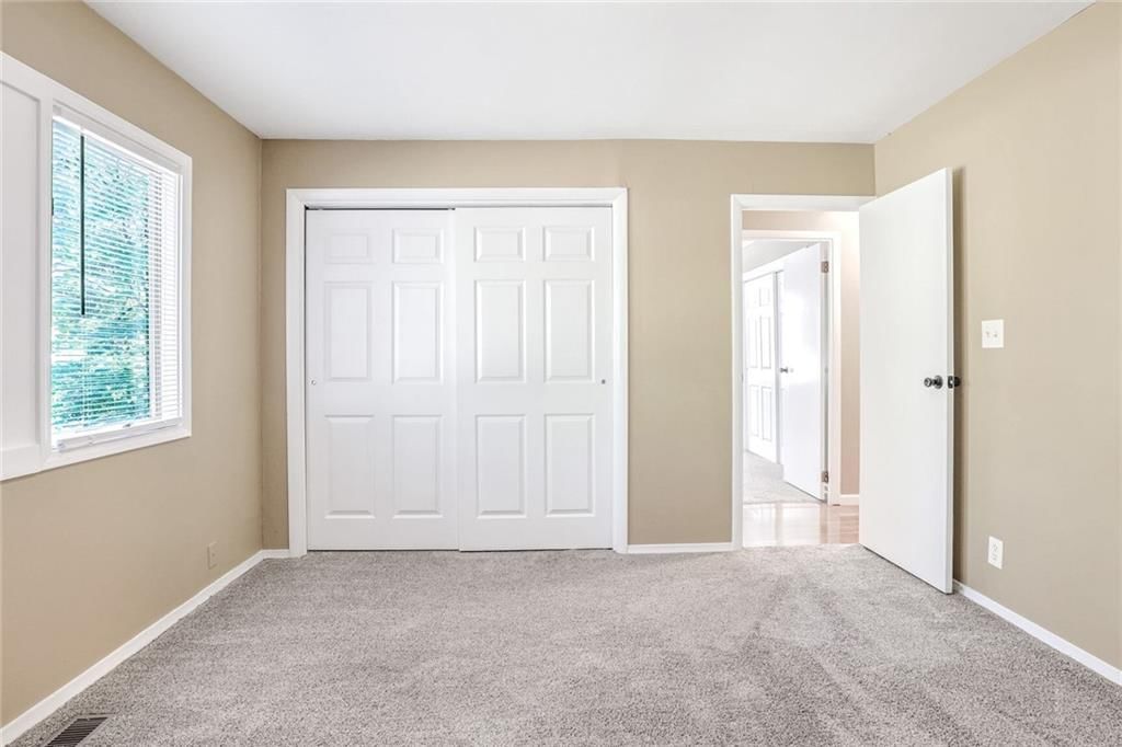 9311 Stark Avenue — photo 11