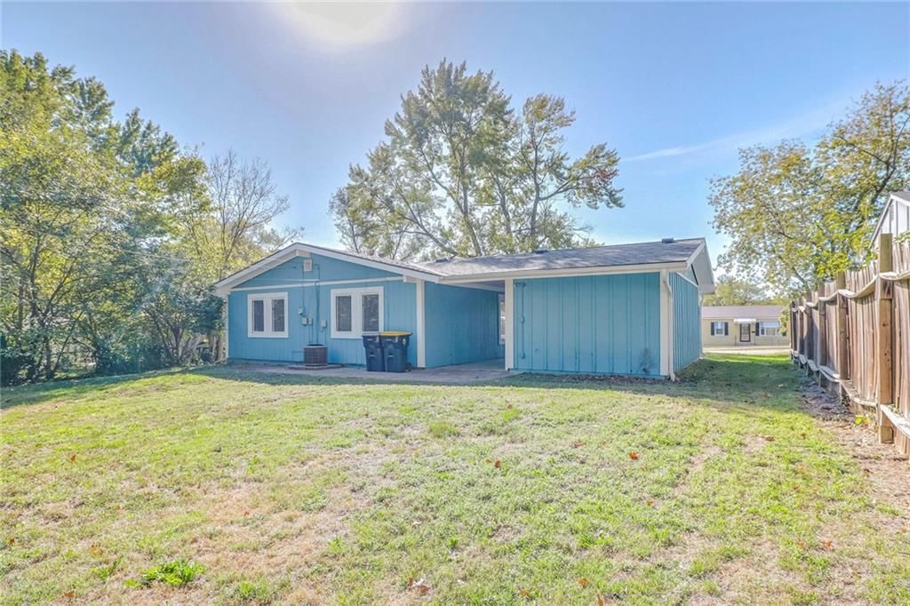 9311 Stark Avenue — photo 16