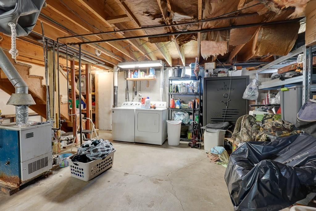 906 S Butler Lane — photo 17