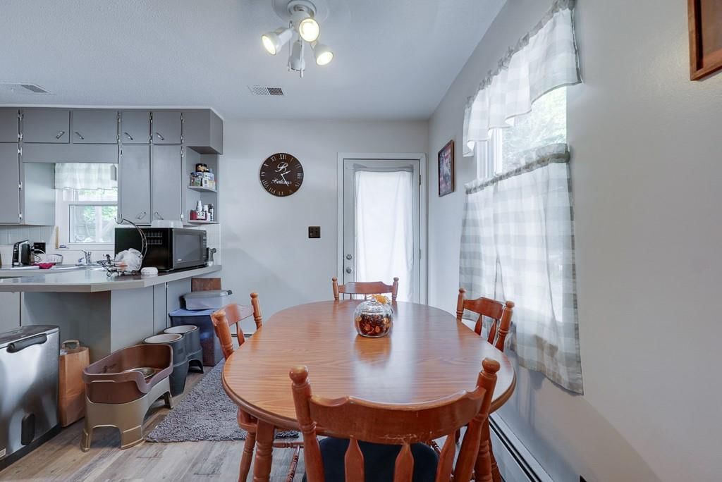 906 S Butler Lane — photo 5