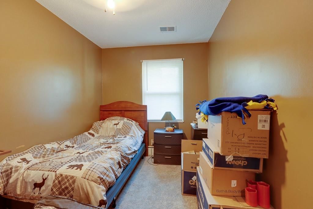 906 S Butler Lane — photo 10