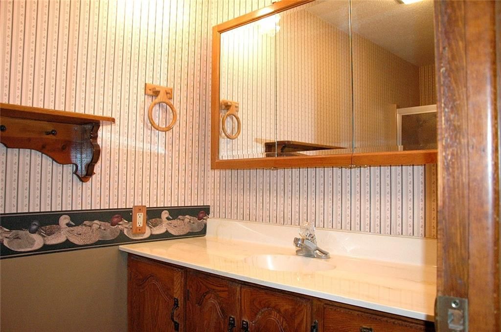 430 Crestview Drive — photo 18
