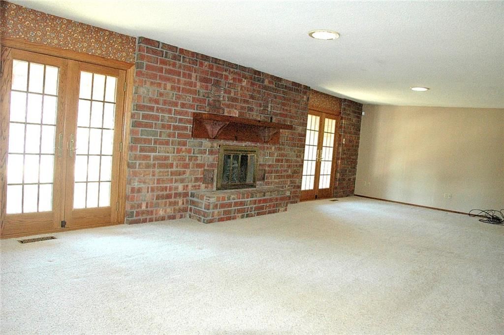 430 Crestview Drive — photo 3