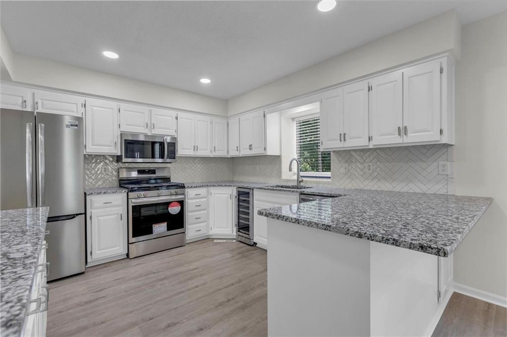 7006 E 143rd Street — photo 3