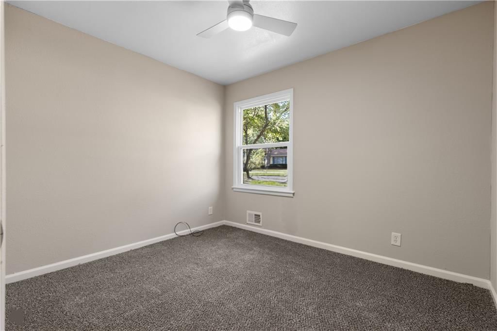 8009 E 100th Street — photo 27