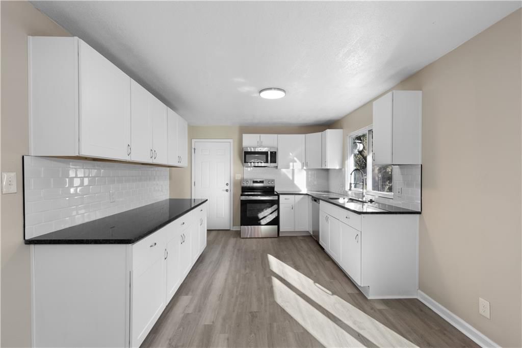8009 E 100th Street — photo 8