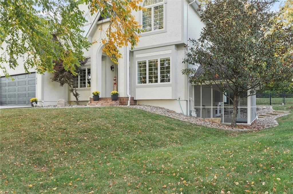 212 SHAWNA Drive — photo 14