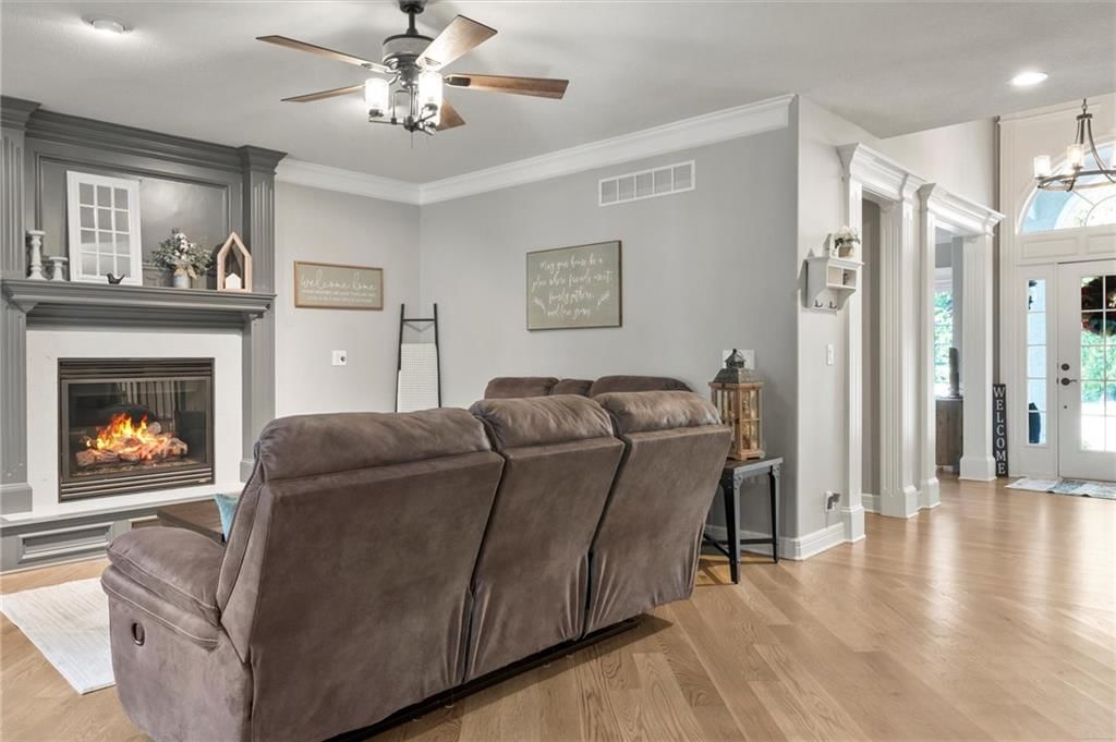 212 SHAWNA Drive — photo 25