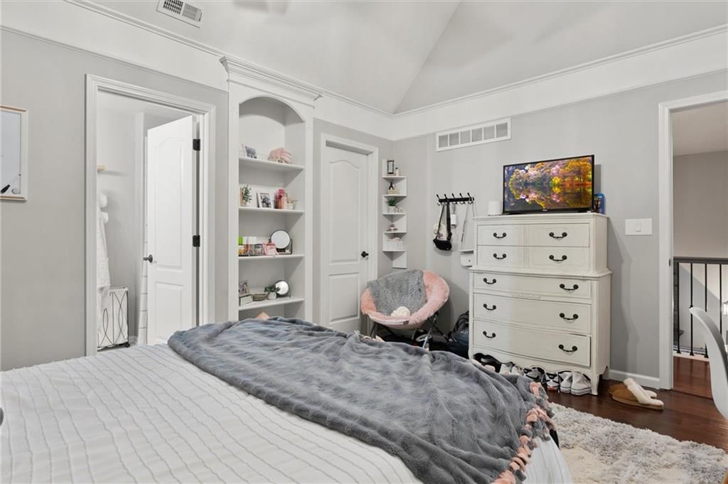 212 SHAWNA Drive — photo 46