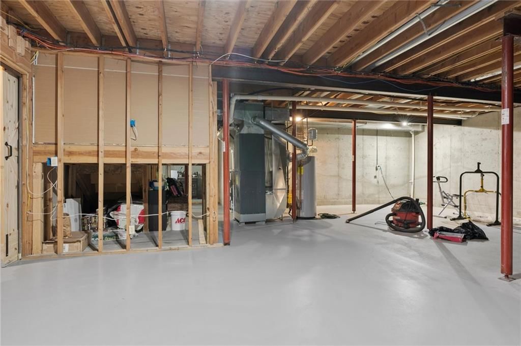 212 SHAWNA Drive — photo 54