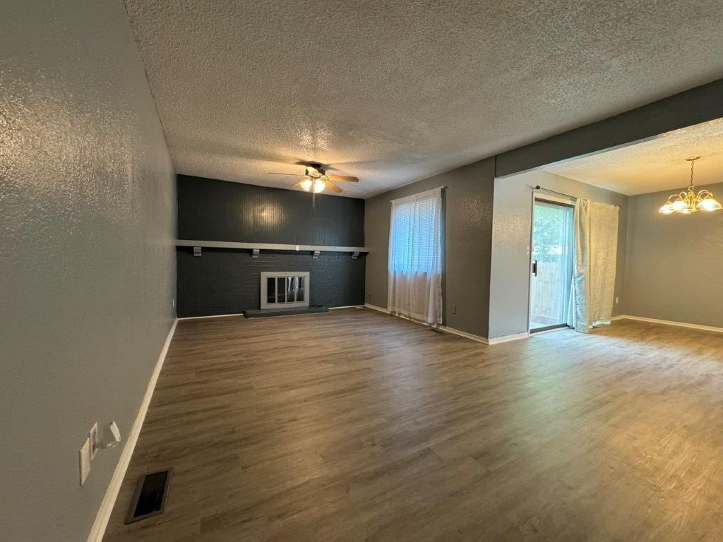 574 Valleybrook Road — photo 2