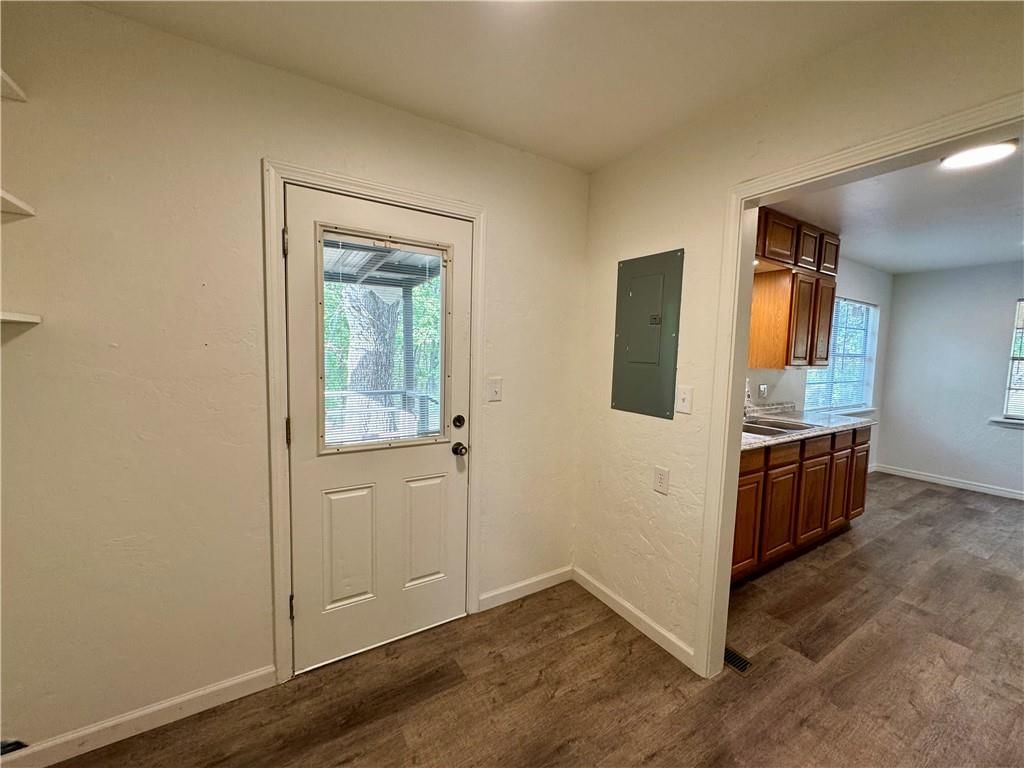 412 2nd Street — photo 21