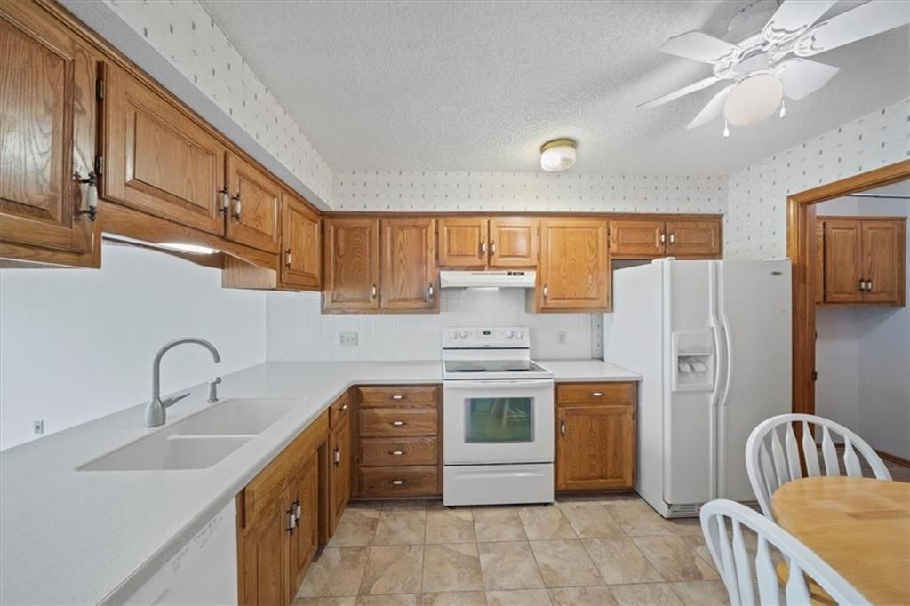 10746 W 116 Terrace — photo 21