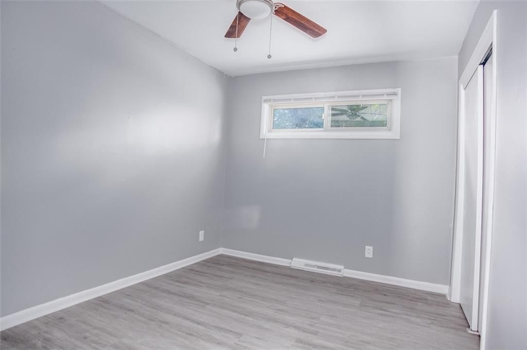 7107 Greeley Avenue — photo 11