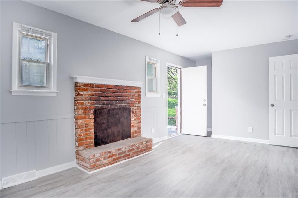 7107 Greeley Avenue — photo 9