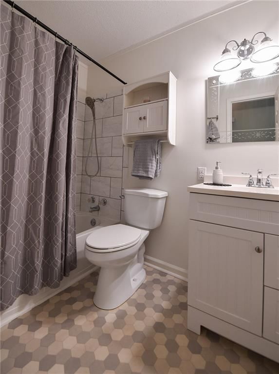 608 S Hamilton Circle — photo 12