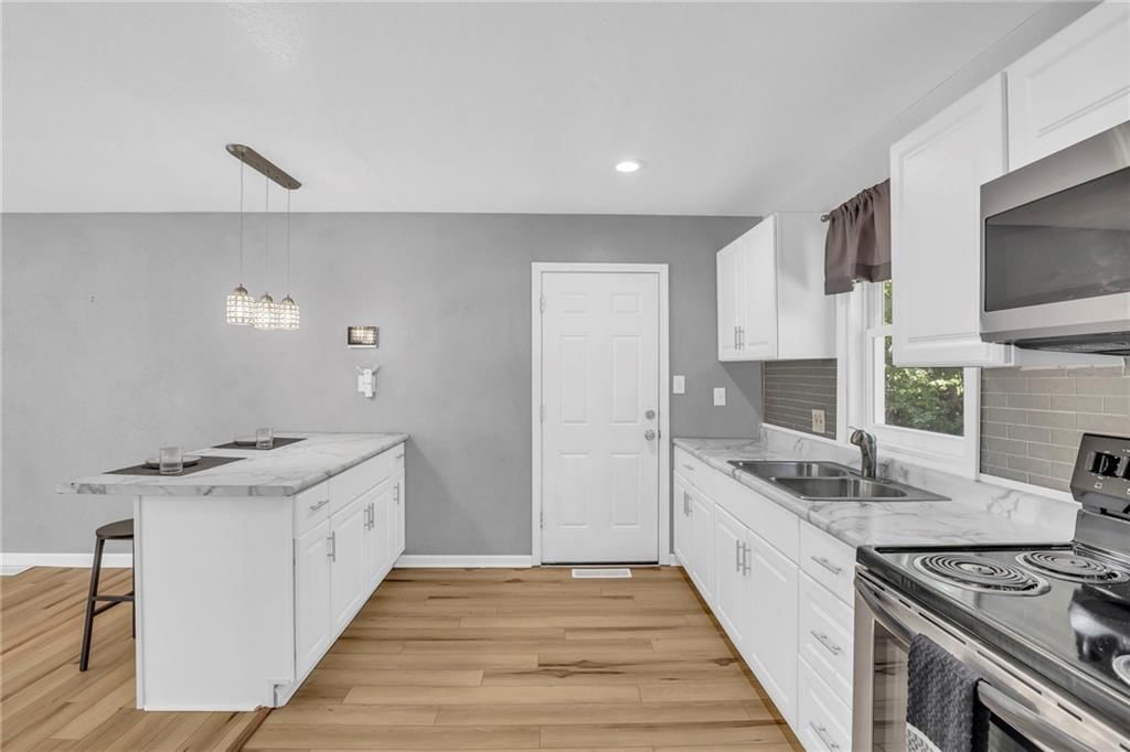 5204 E 41ST Street — photo 9