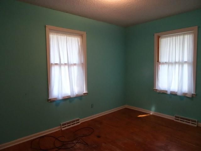 404 N Main Street — photo 16